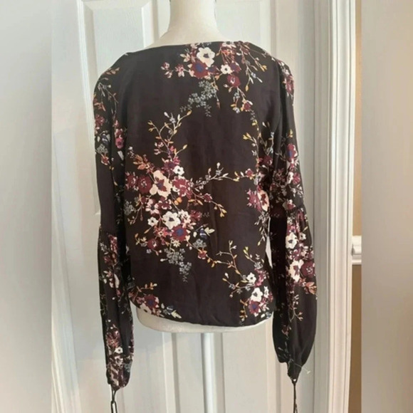 Nordstrom Lovestitch Floral Wrap Blouse NWT - Picture 7 of 12